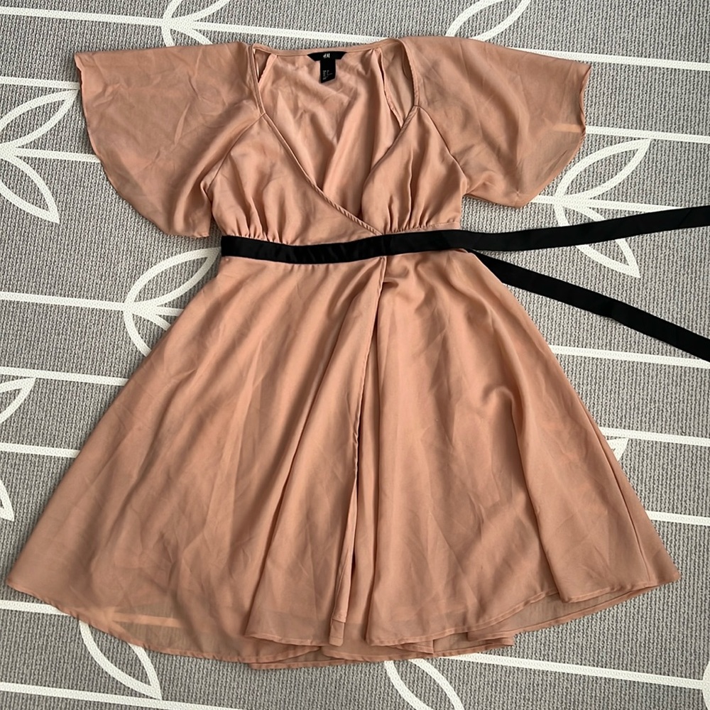 H&M wrap dress pink